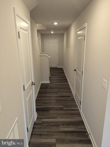 513 SEEBACK DR., Charles Town, WV 25414