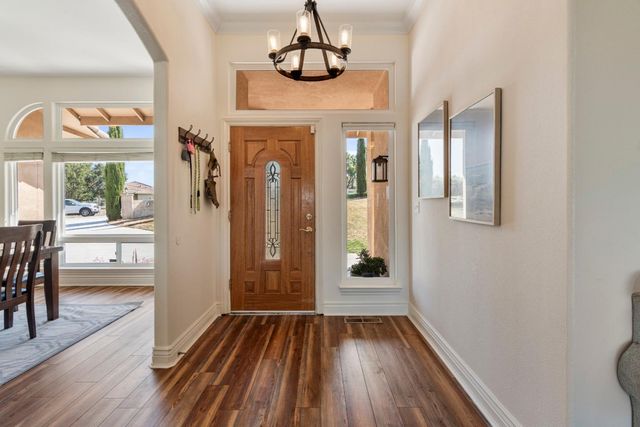 313 Taryn Court, Hollister, CA 95023