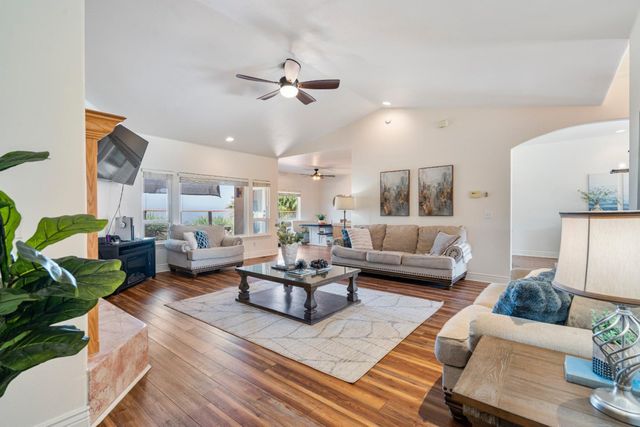 313 Taryn Court, Hollister, CA 95023