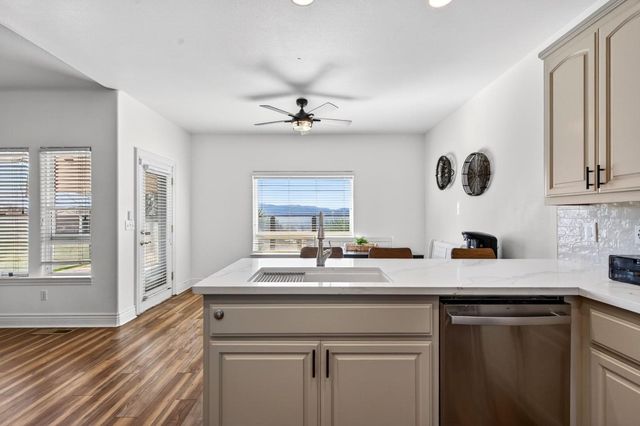 313 Taryn Court, Hollister, CA 95023