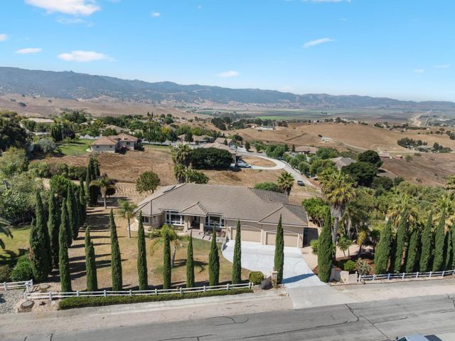 313 Taryn Court, Hollister, CA 95023