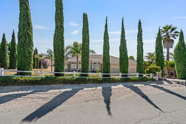 313 Taryn Court, Hollister, CA 95023