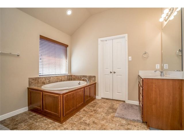 1405 Nightingale Drive, Aubrey, TX 76227
