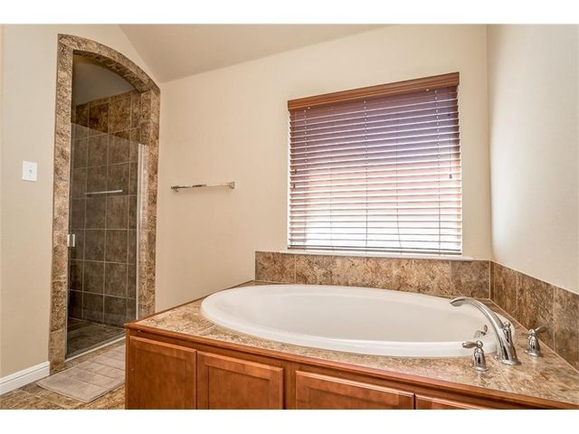 1405 Nightingale Drive, Aubrey, TX 76227