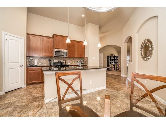 1405 Nightingale Drive, Aubrey, TX 76227