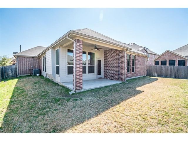 1405 Nightingale Drive, Aubrey, TX 76227