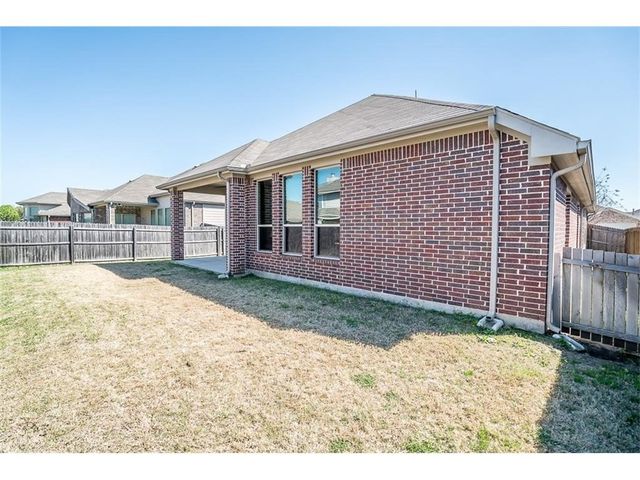 1405 Nightingale Drive, Aubrey, TX 76227