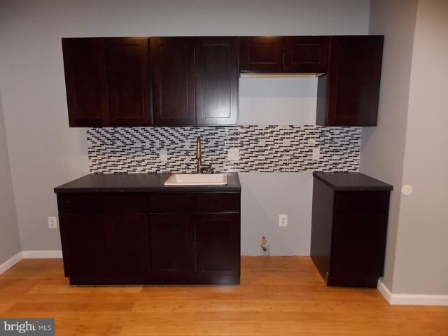 1115 W CUMBERLAND ST, Philadelphia, PA 19133