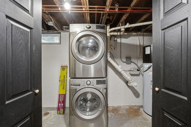 7 Athens St, Auburn, MA 01510