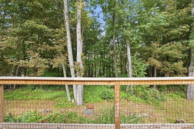 7 Athens St, Auburn, MA 01510