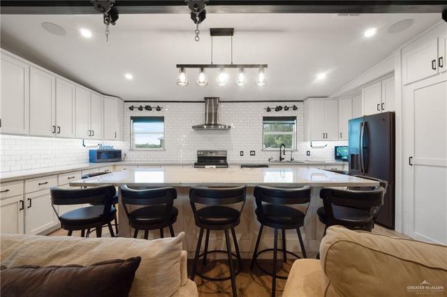 500 Parker Circle, Harlingen, TX 78559