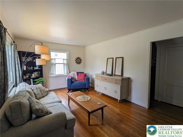 2844 Elm Court, Allentown City, PA 18103