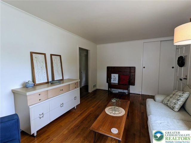 2844 Elm Court, Allentown City, PA 18103