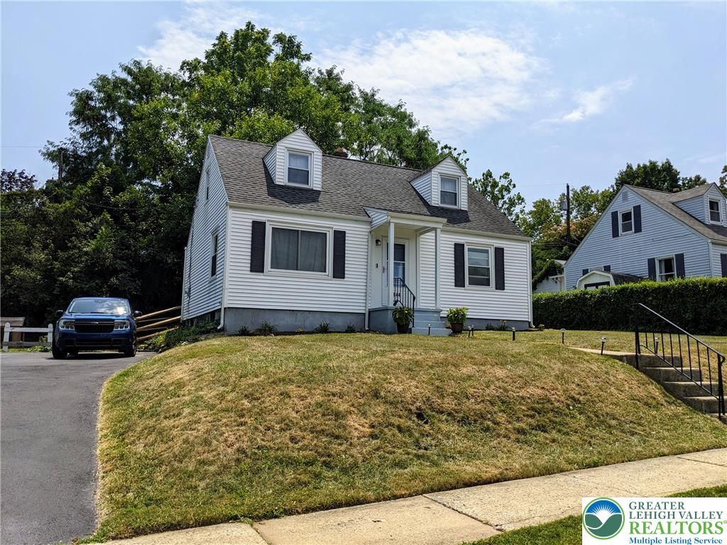 2844 Elm Court, Allentown City, PA 18103
