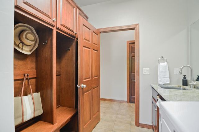 1521 ROYAL CROWN COURT, Green Bay, WI 54313