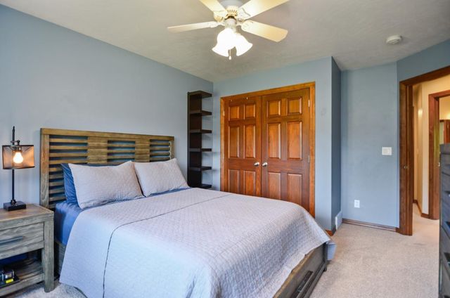 1521 ROYAL CROWN COURT, Green Bay, WI 54313