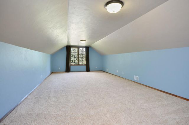 1521 ROYAL CROWN COURT, Green Bay, WI 54313