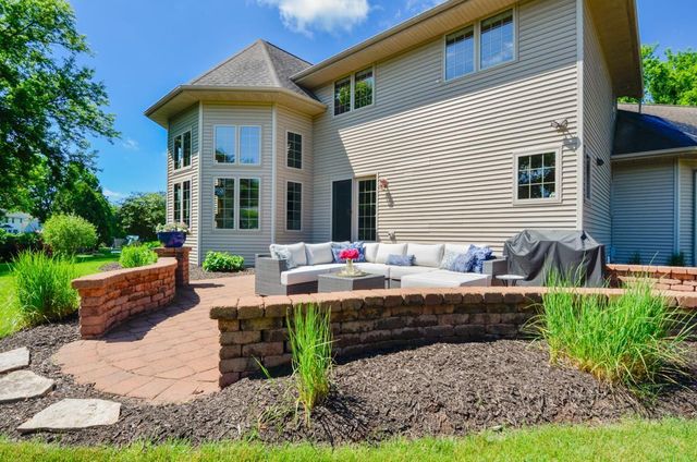 1521 ROYAL CROWN COURT, Green Bay, WI 54313