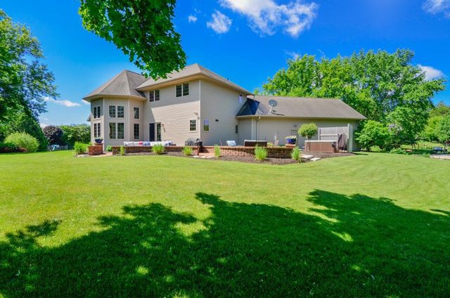 1521 ROYAL CROWN COURT, Green Bay, WI 54313