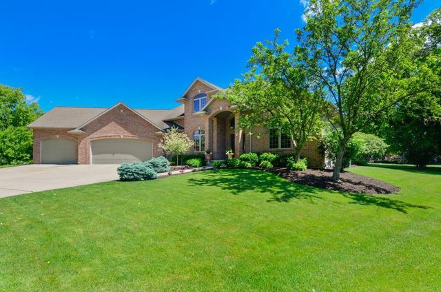 1521 ROYAL CROWN COURT, Green Bay, WI 54313