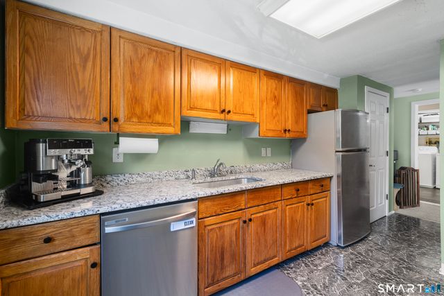 9 Clubhouse Drive 9, Cromwell, CT 06416