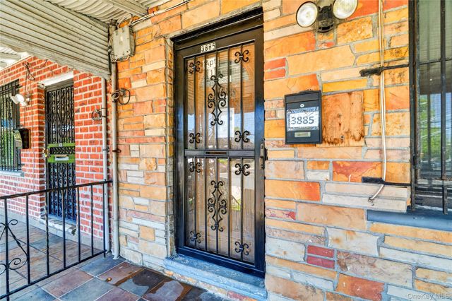 3885 Paulding Avenue, Bronx, NY 10469
