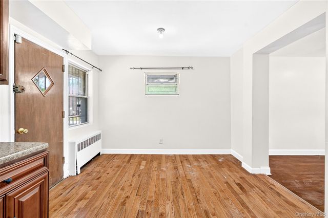 3885 Paulding Avenue, Bronx, NY 10469