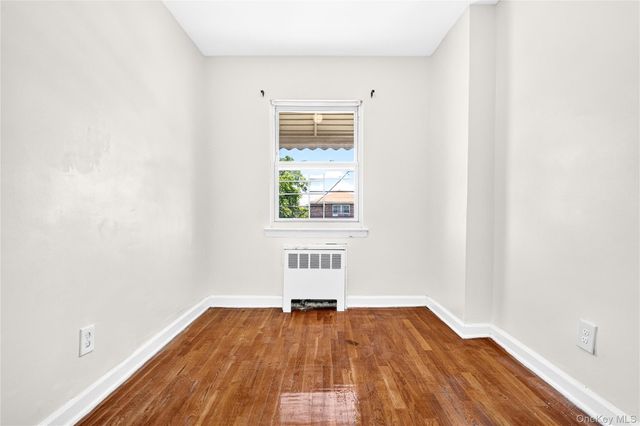 3885 Paulding Avenue, Bronx, NY 10469