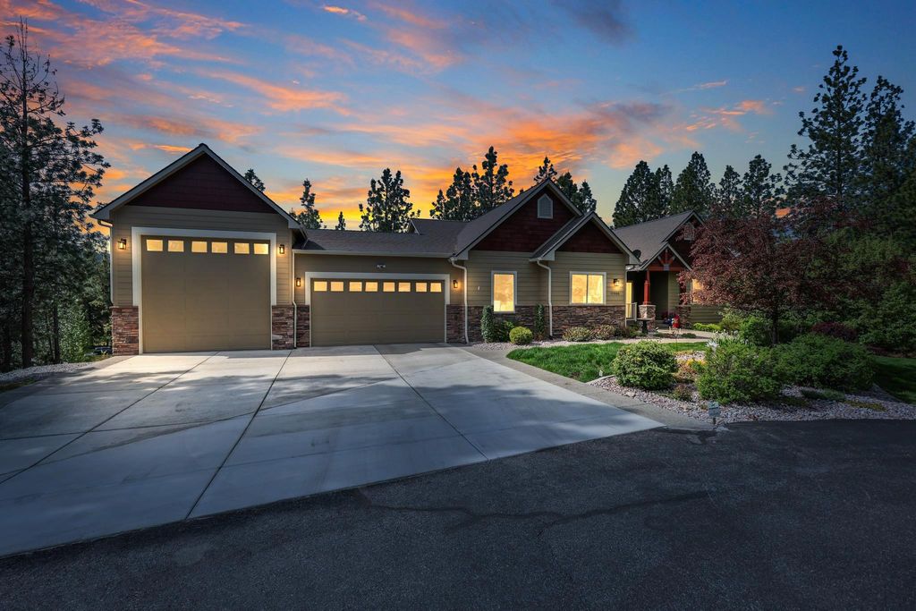 13906 E 39th Ln, Veradale, WA 99037
