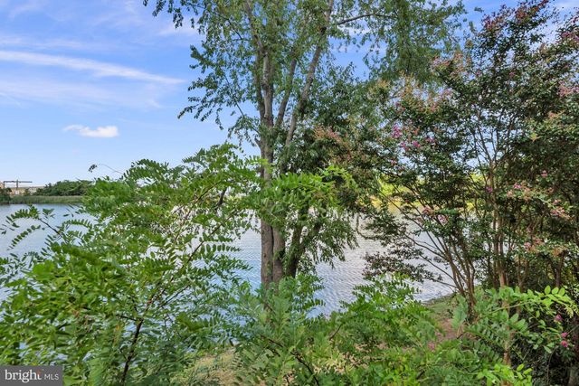 1322 COX COVE CT, Stoney Beach, MD 21226