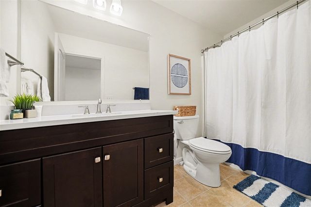 217 W Merchant Street, New Buffalo, MI 49117