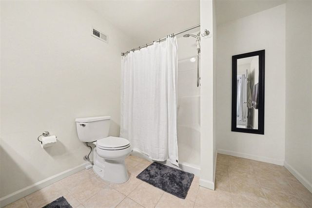 217 W Merchant Street, New Buffalo, MI 49117