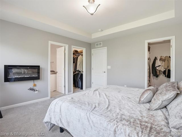 24827 Ivy, Novi, MI 48375