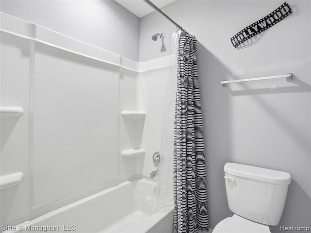 24827 Ivy, Novi, MI 48375