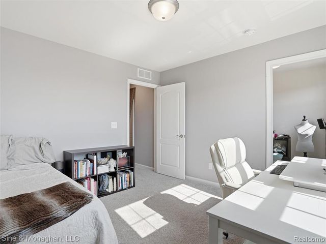 24827 Ivy, Novi, MI 48375