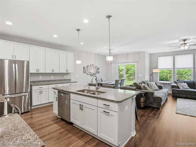 24827 Ivy, Novi, MI 48375