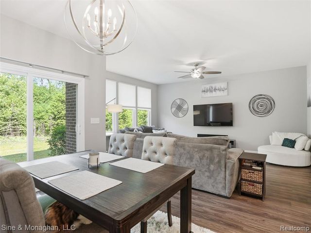 24827 Ivy, Novi, MI 48375