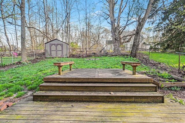 1516 Charles Avenue, Kalamazoo, MI 49048