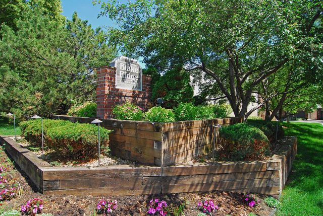 6066 Blake Ridge Road, Edina, MN 55436