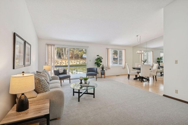 6066 Blake Ridge Road, Edina, MN 55436