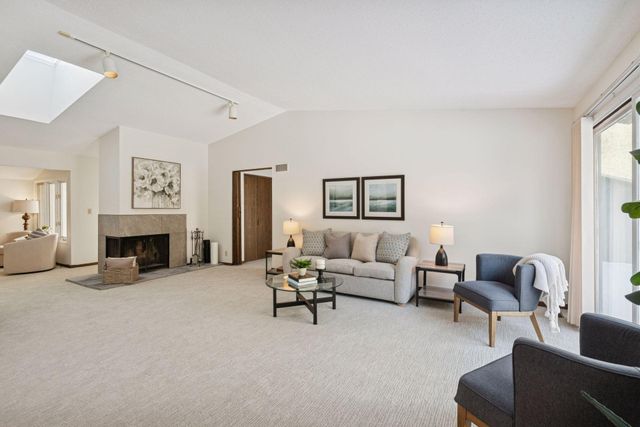 6066 Blake Ridge Road, Edina, MN 55436