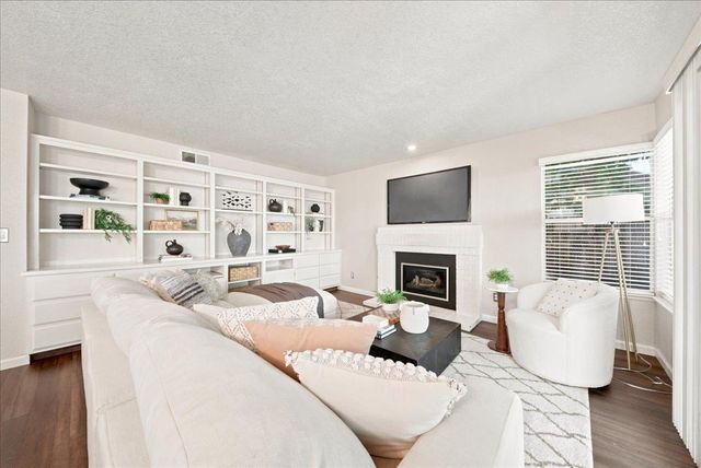 3219 Outlook Dr, Rocklin, CA 95765
