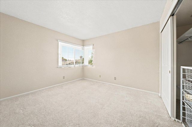 3219 Outlook Dr, Rocklin, CA 95765