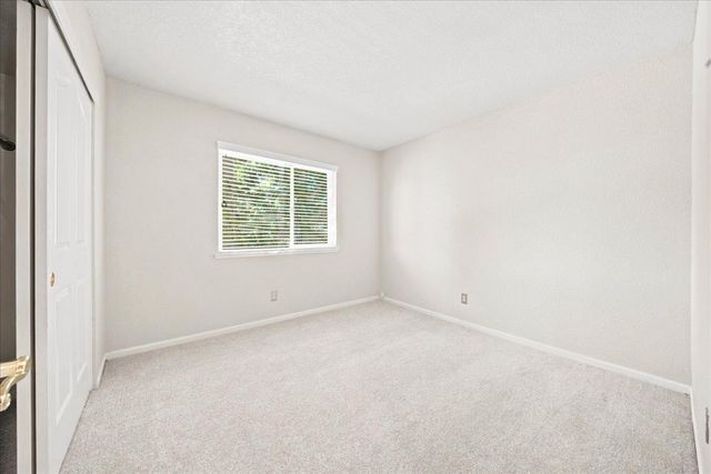 3219 Outlook Dr, Rocklin, CA 95765