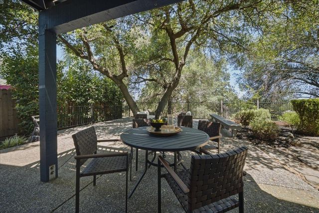 3219 Outlook Dr, Rocklin, CA 95765