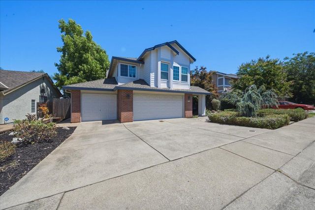 3219 Outlook Dr, Rocklin, CA 95765
