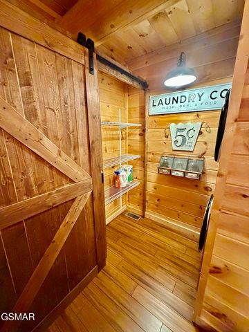 1347 Zachary Thomas Lane, Sevierville, TN 37876