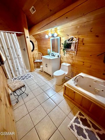 1347 Zachary Thomas Lane, Sevierville, TN 37876