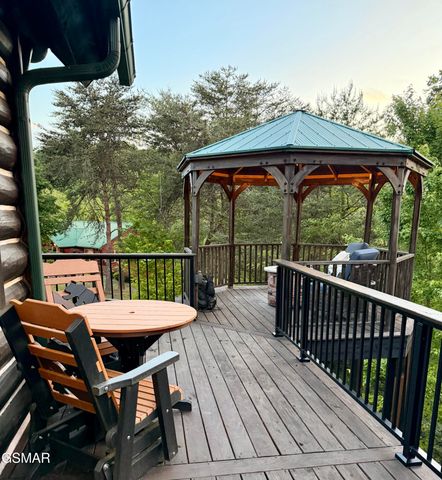 1347 Zachary Thomas Lane, Sevierville, TN 37876