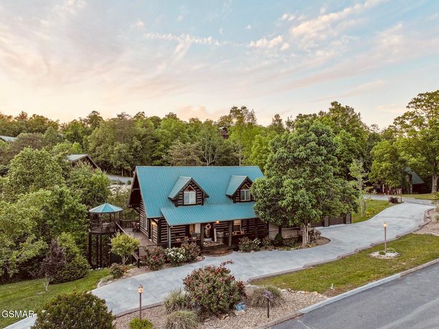 1347 Zachary Thomas Lane, Sevierville, TN 37876